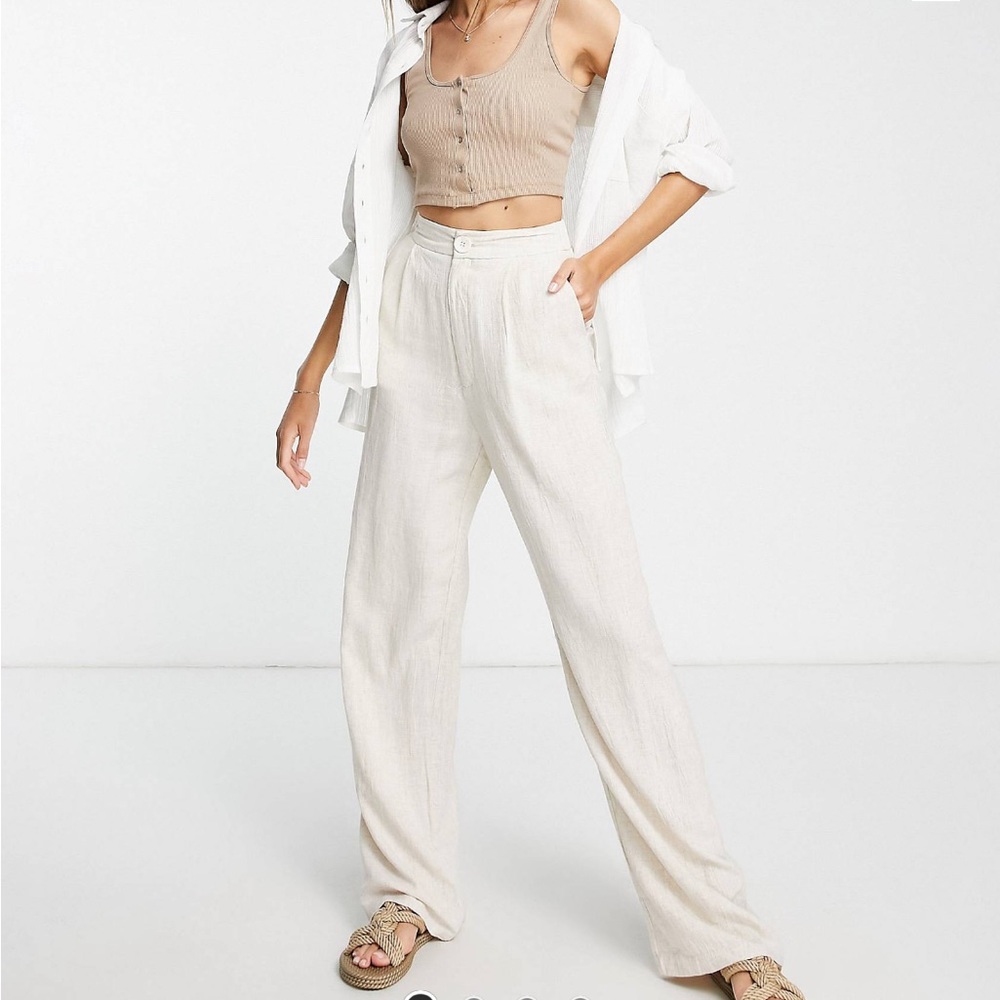 COPY - COPY - Stradivarius Linen Dad Pant in Light Beige